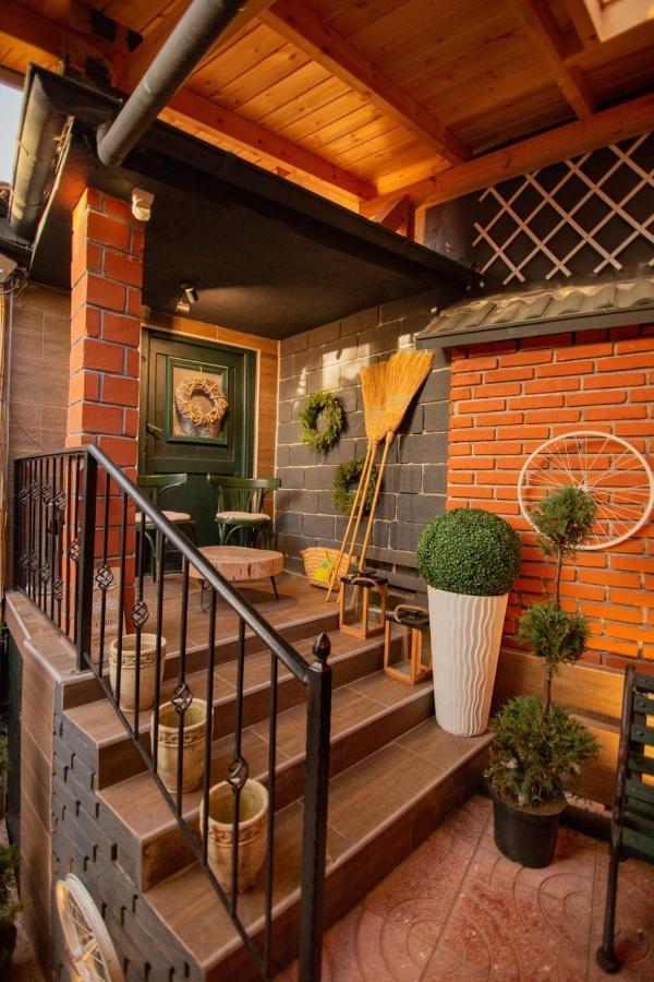 Villa Elezi 코르처 외부 사진